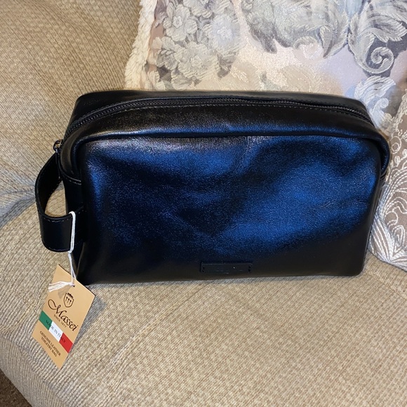 ♣️NWT Massei Genuine Leather Toiletry Bag - Picture 7 of 11